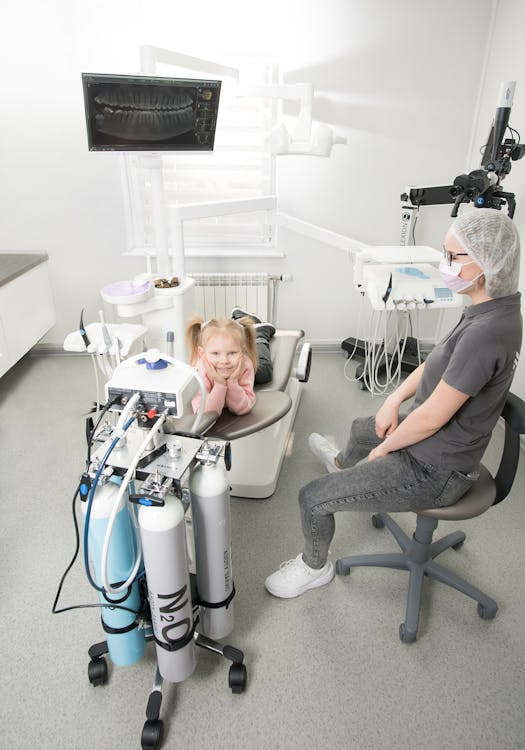 Child at dental clinic for check up